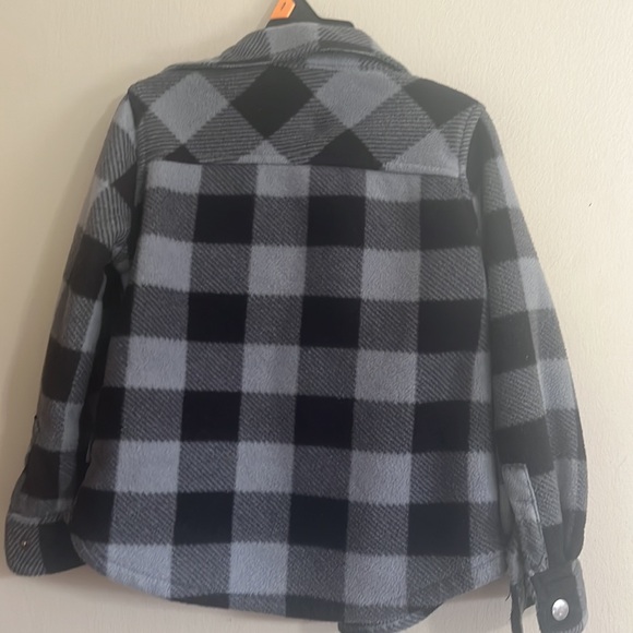 Eddie Bauer Jacket Boys 4/5 Black Gray Plaid Fleece Shacket Flawed - Picture 4 of 4